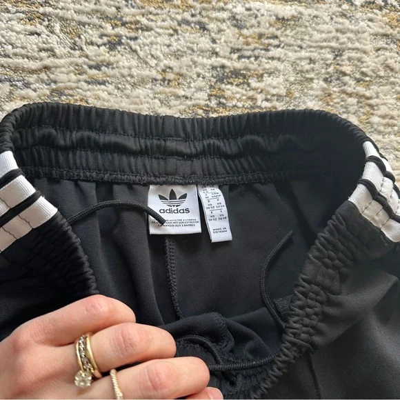 Adidas Originals Black Wide-Leg Pants trackpants size S - Picture 5 of 5